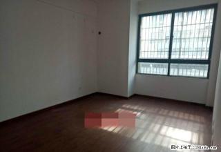 香港城 繁华地段 简单装修 可住可办公 - 池州28生活网 chizhou.28life.net